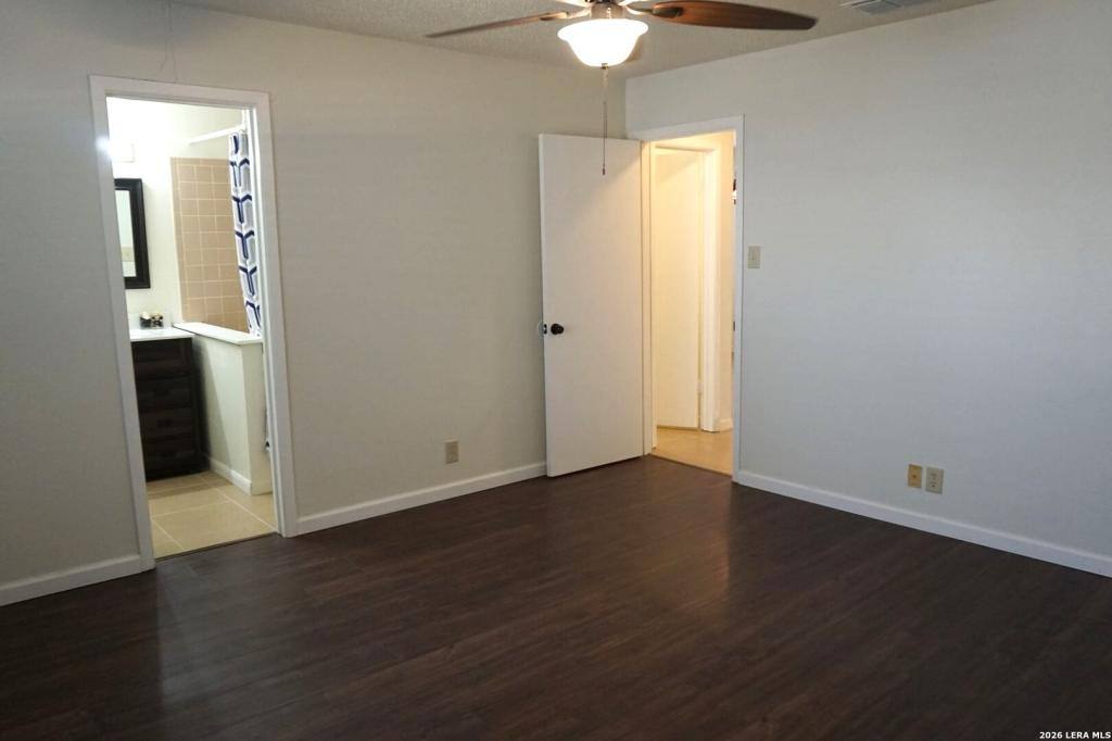 House for rent at 8435 Forest Ridge Dr, San Antonio, TX 78239