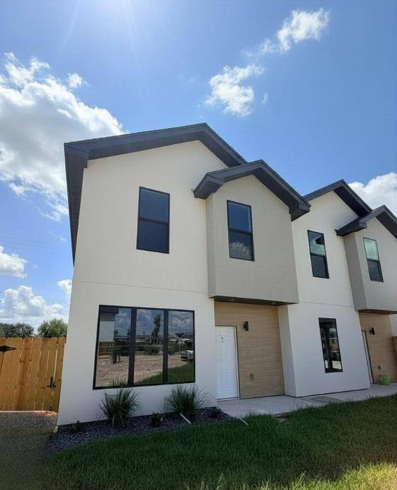 Townhouse for rent at 3210 Joanna Ave #2, Edinburg, TX 78542