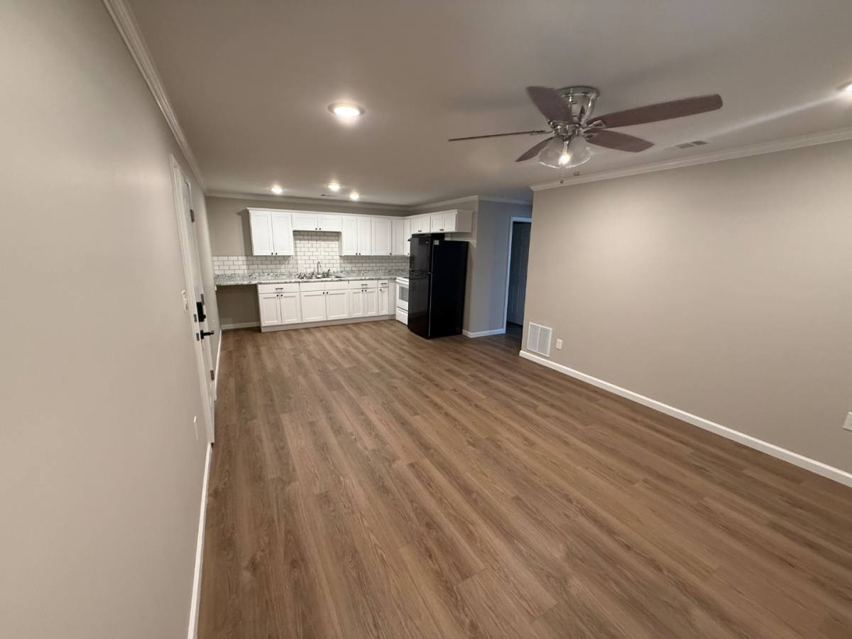 Apartment for rent at 604 E Kings Highway, Paragould, AR 72450