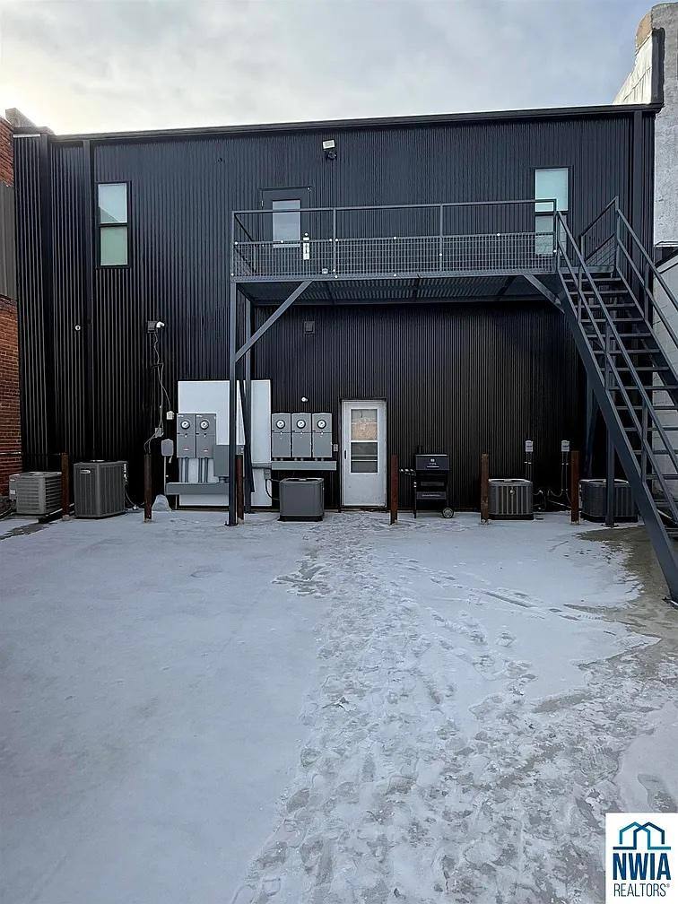 Apartment for rent at 321 9th St, Sheldon, IA 51201