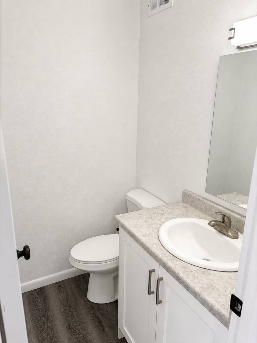 Townhouse for rent at 88 W 50 S #V-1, Centerville, UT 84014