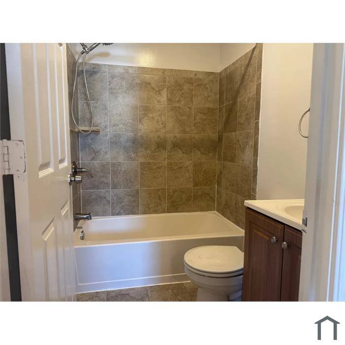 Apartment for rent at 2801 R St SE 2, Washington, DC 20020