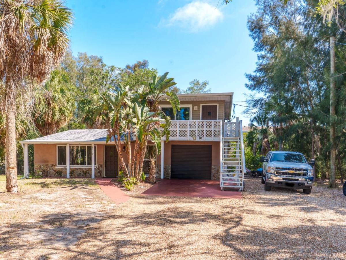 Apartment for rent at 4910 Limestone Dr B, Port Richey, FL 34668