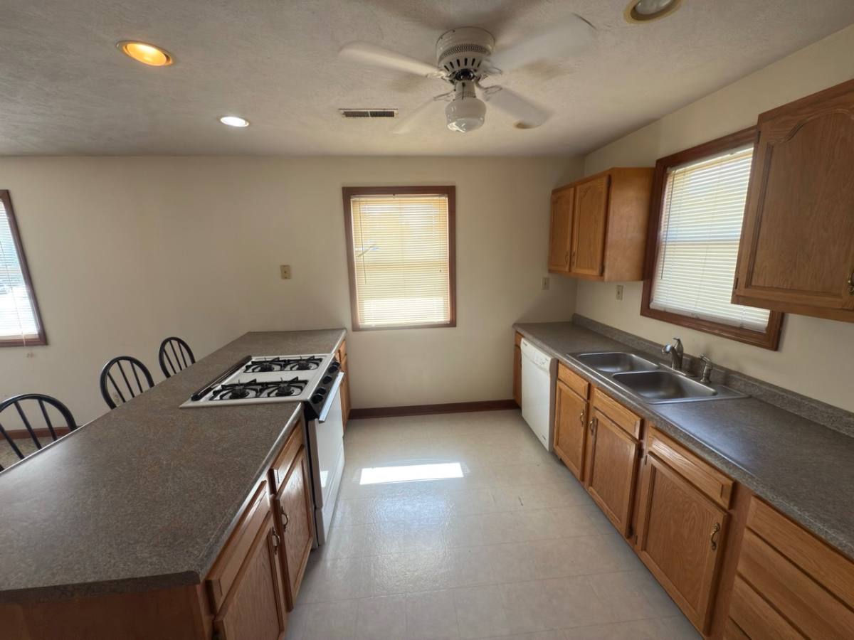 Apartment for rent at 540 N Main St #D, Morton, IL 61550