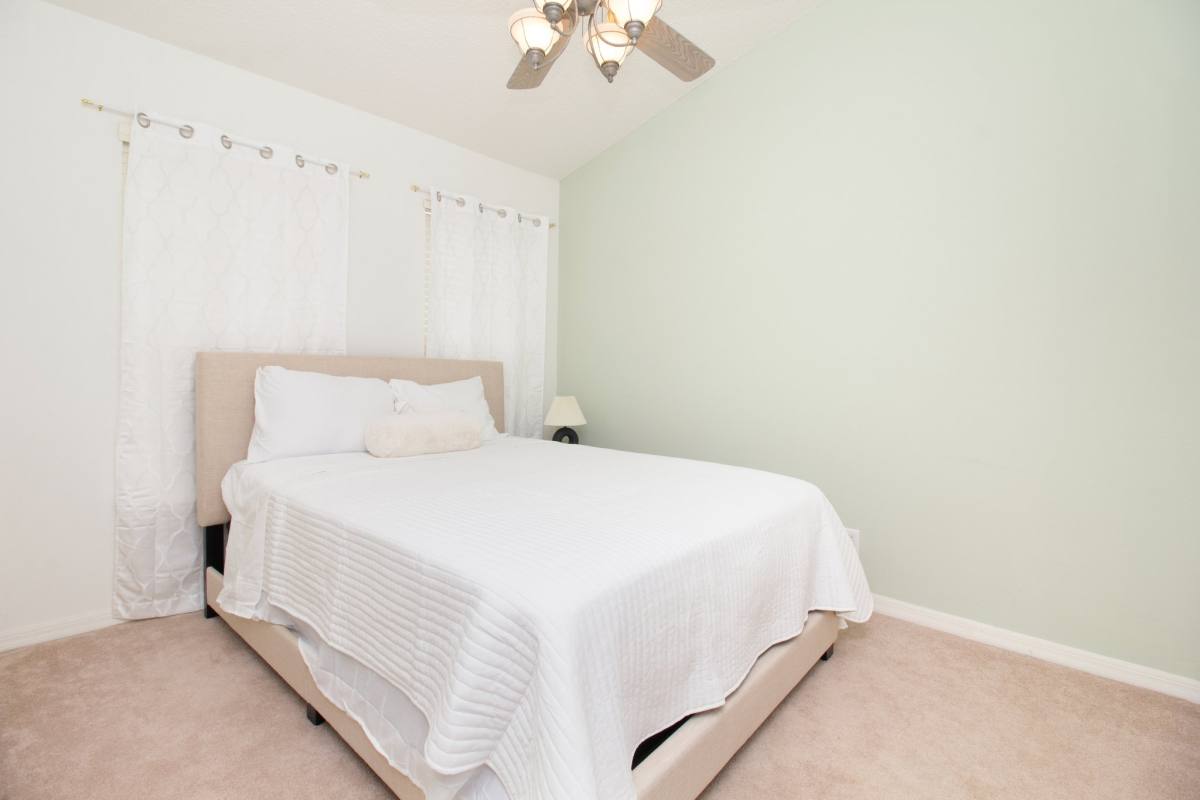 Townhouse for rent at 608 Black Lion Dr NE, Saint Petersburg, FL 33716