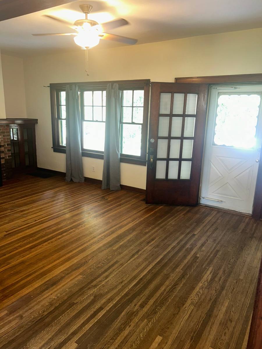 House for rent at 115 W Pacemont Rd, Columbus, OH 43202