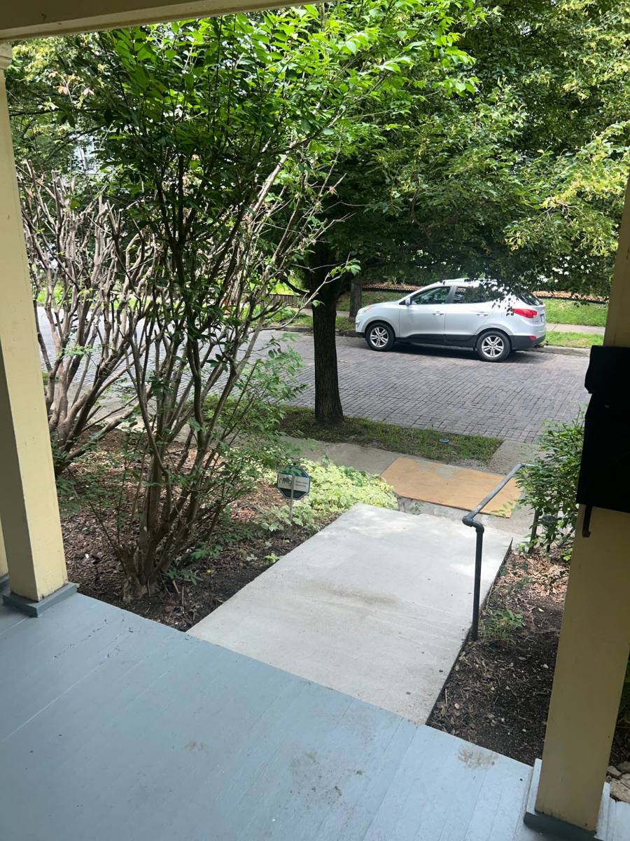 House for rent at 115 W Pacemont Rd, Columbus, OH 43202