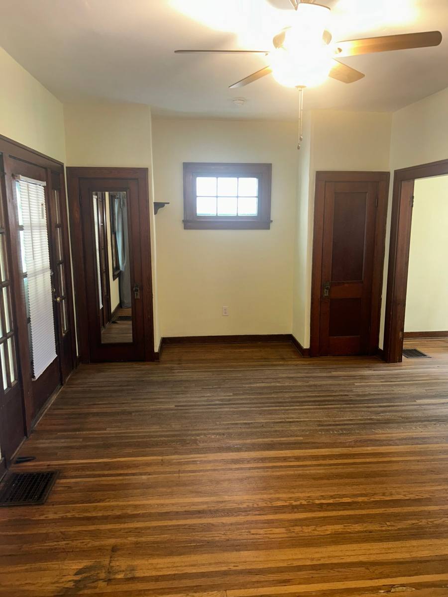 House for rent at 115 W Pacemont Rd, Columbus, OH 43202