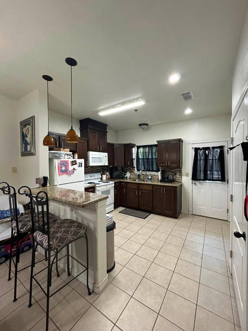 Townhouse for rent at 602 Basswood Dr #103, Laredo, TX 78045