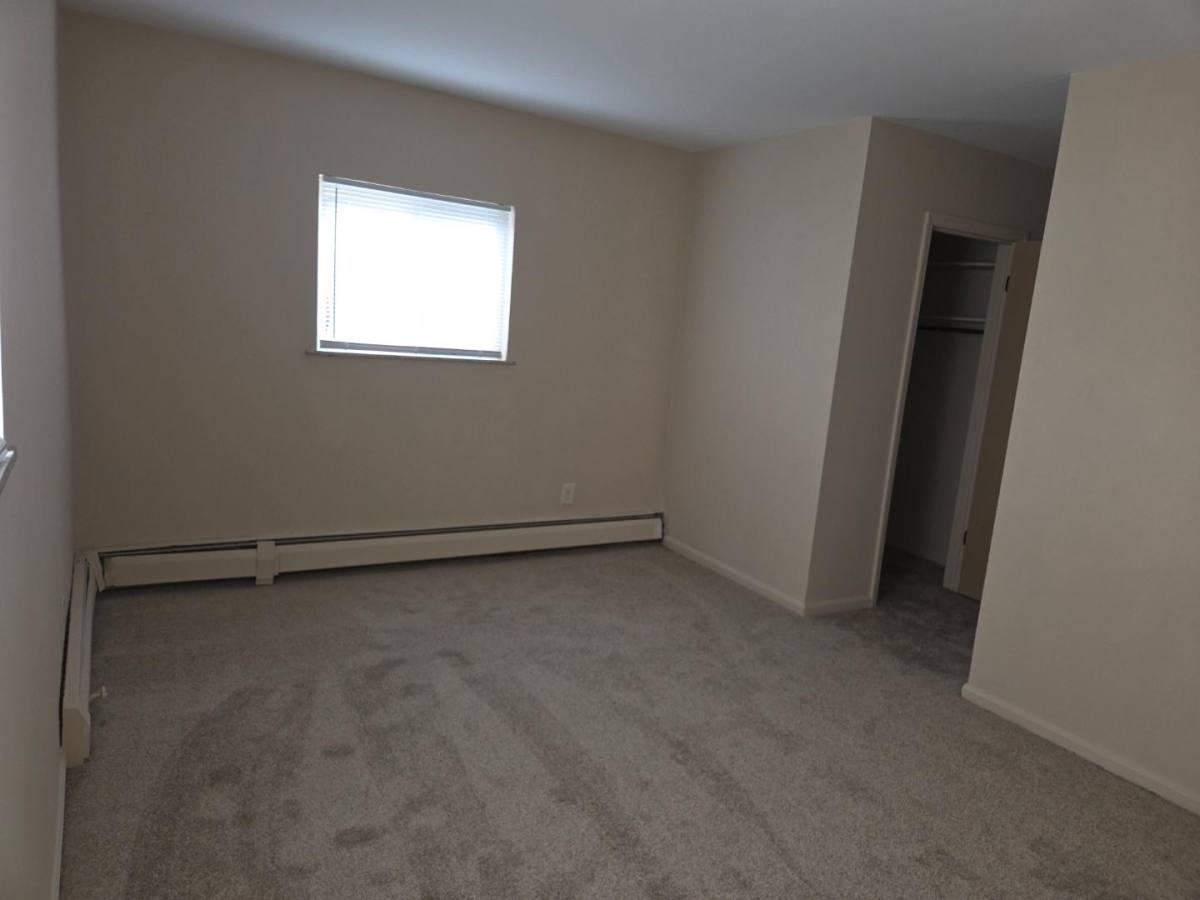 Apartment for rent at 3932-3936 Banks Rd #2, Cincinnati, OH 45245