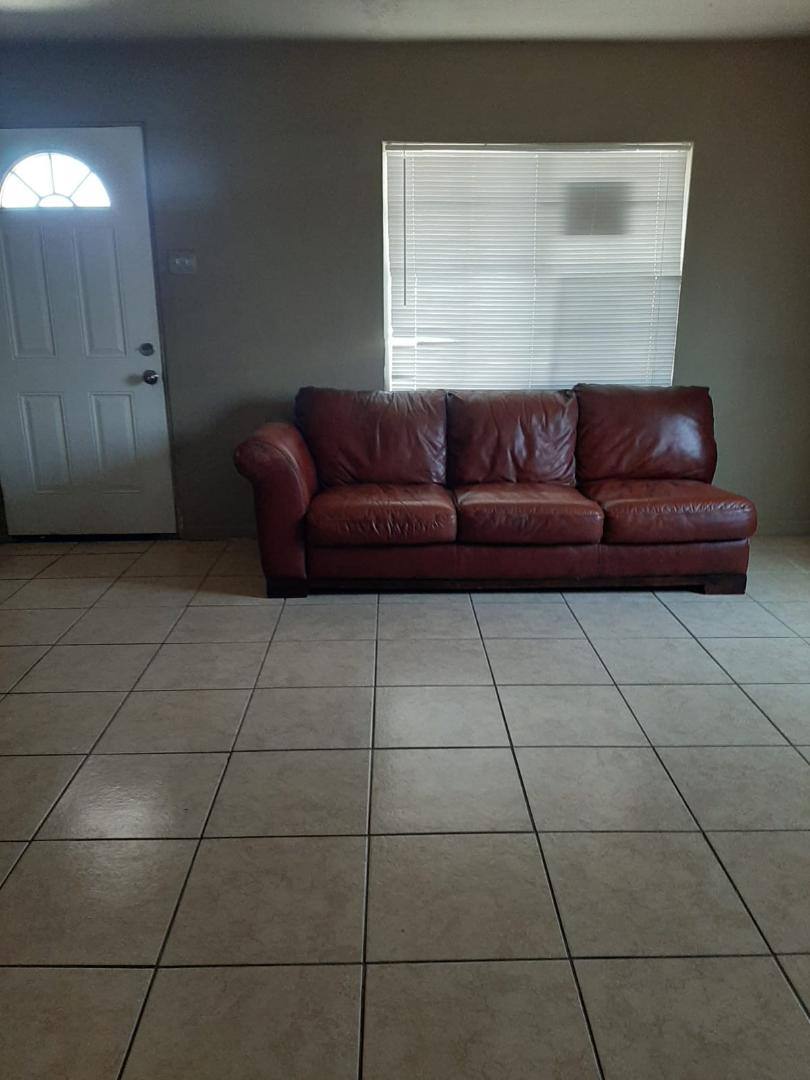 Apartment for rent at 109 W Dunnam St #1, Hobbs, NM 88240