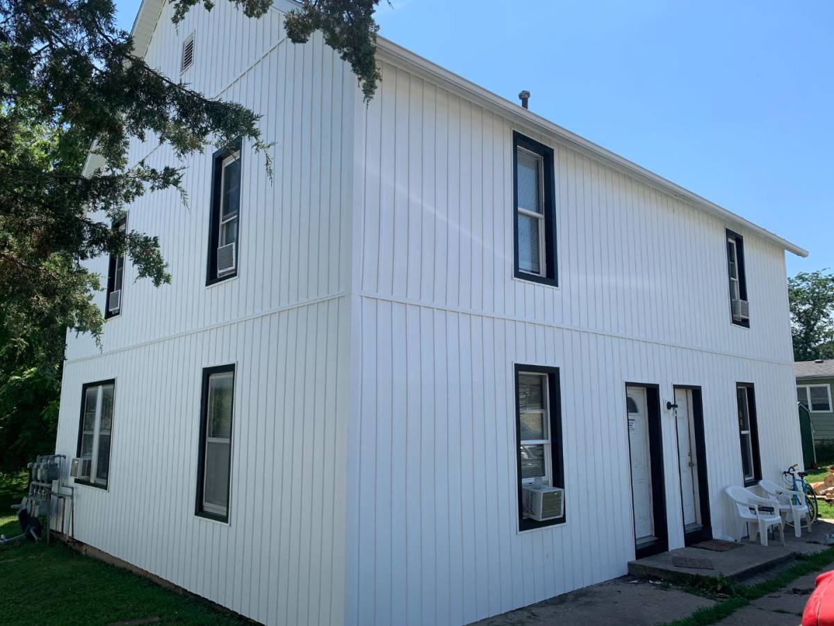 Apartment for rent at 1304 Sycamore St #5, Dallas Center, IA 50063