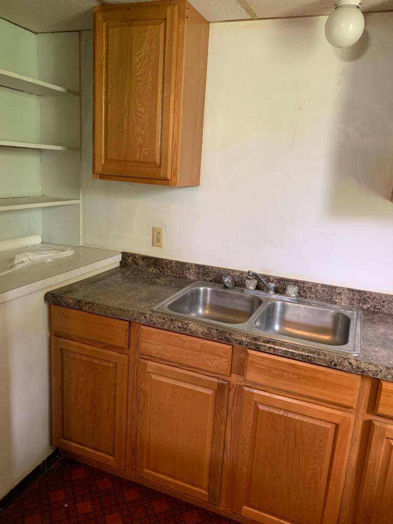 Apartment for rent at 1304 Sycamore St #5, Dallas Center, IA 50063