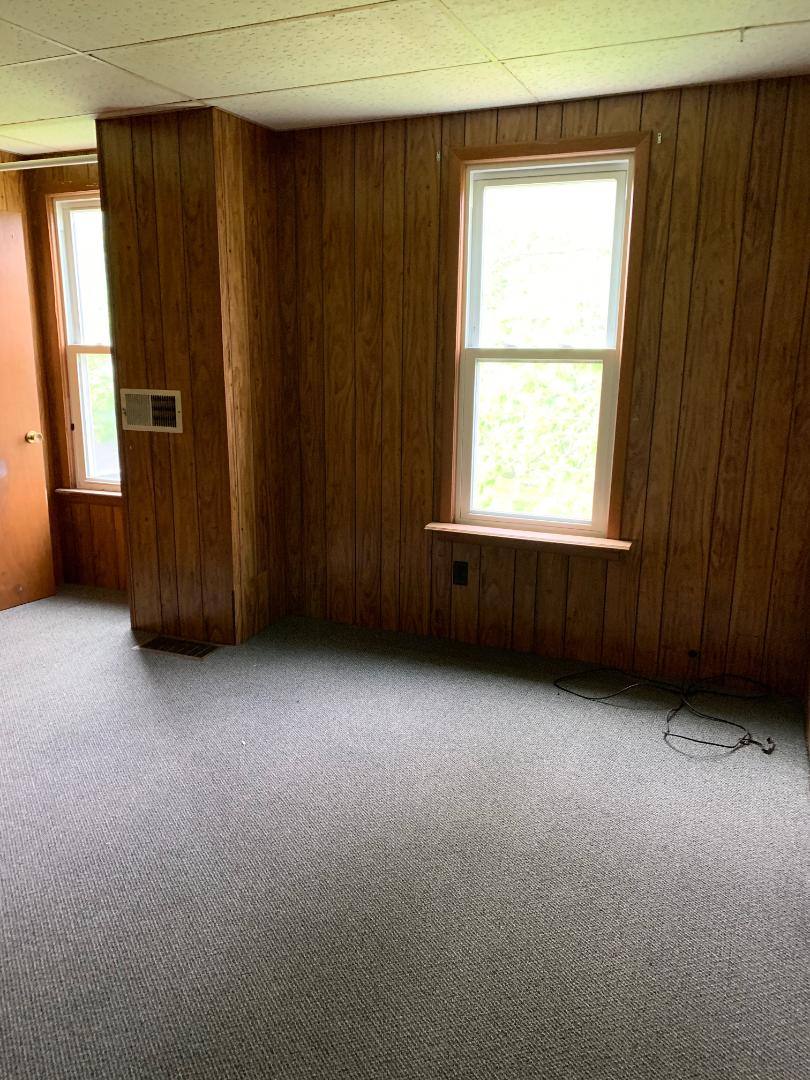 Apartment for rent at 1304 Sycamore St #5, Dallas Center, IA 50063