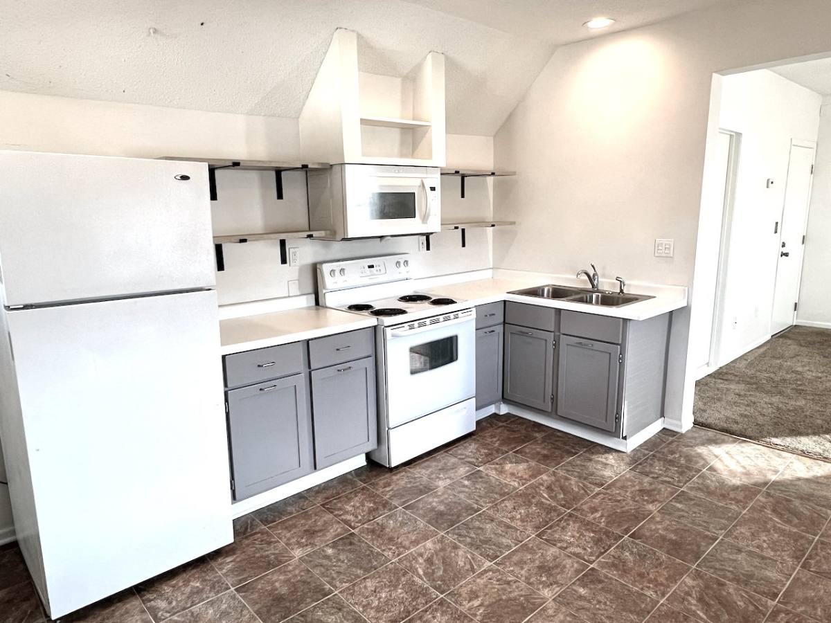 Apartment for rent at 43 Lyton Place #2, Saint Paul, MN 55117