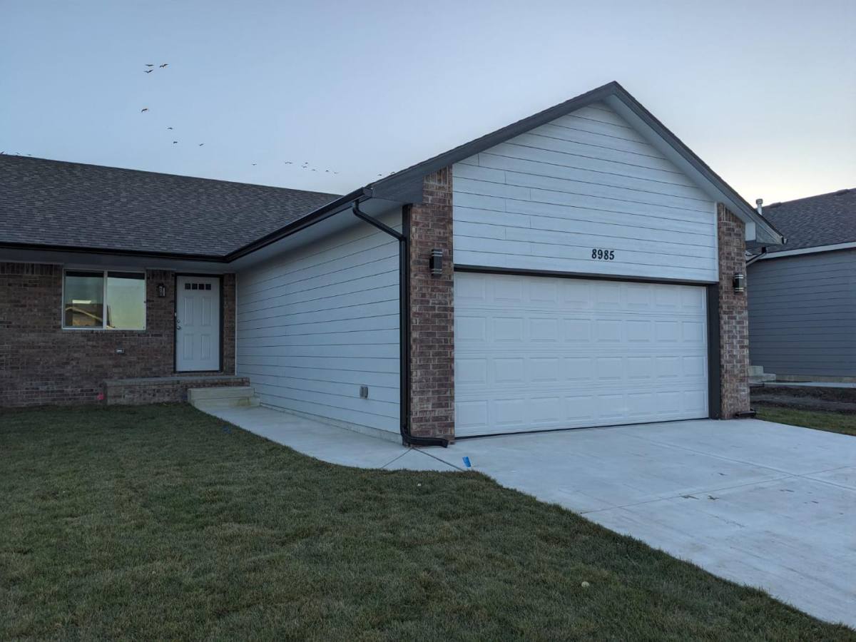 Apartment for rent at 8985 E Chris St, Wichita, KS 67226