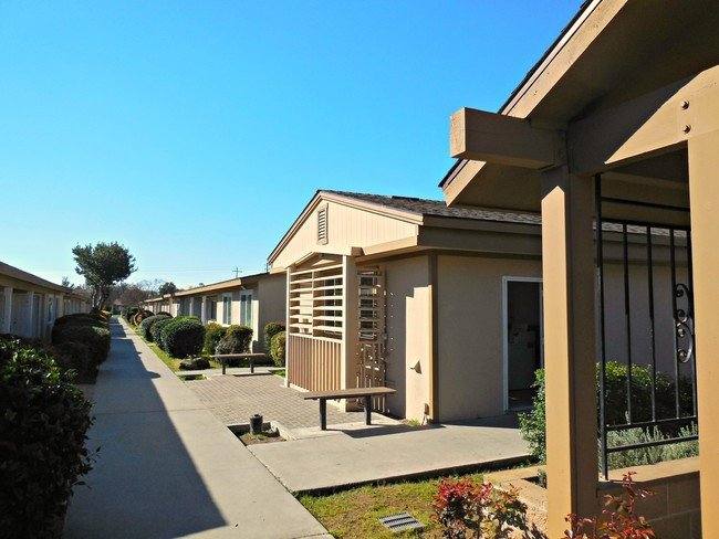 Apartment for rent at 204 W Dakota, Ave #103, Fresno, CA 93705