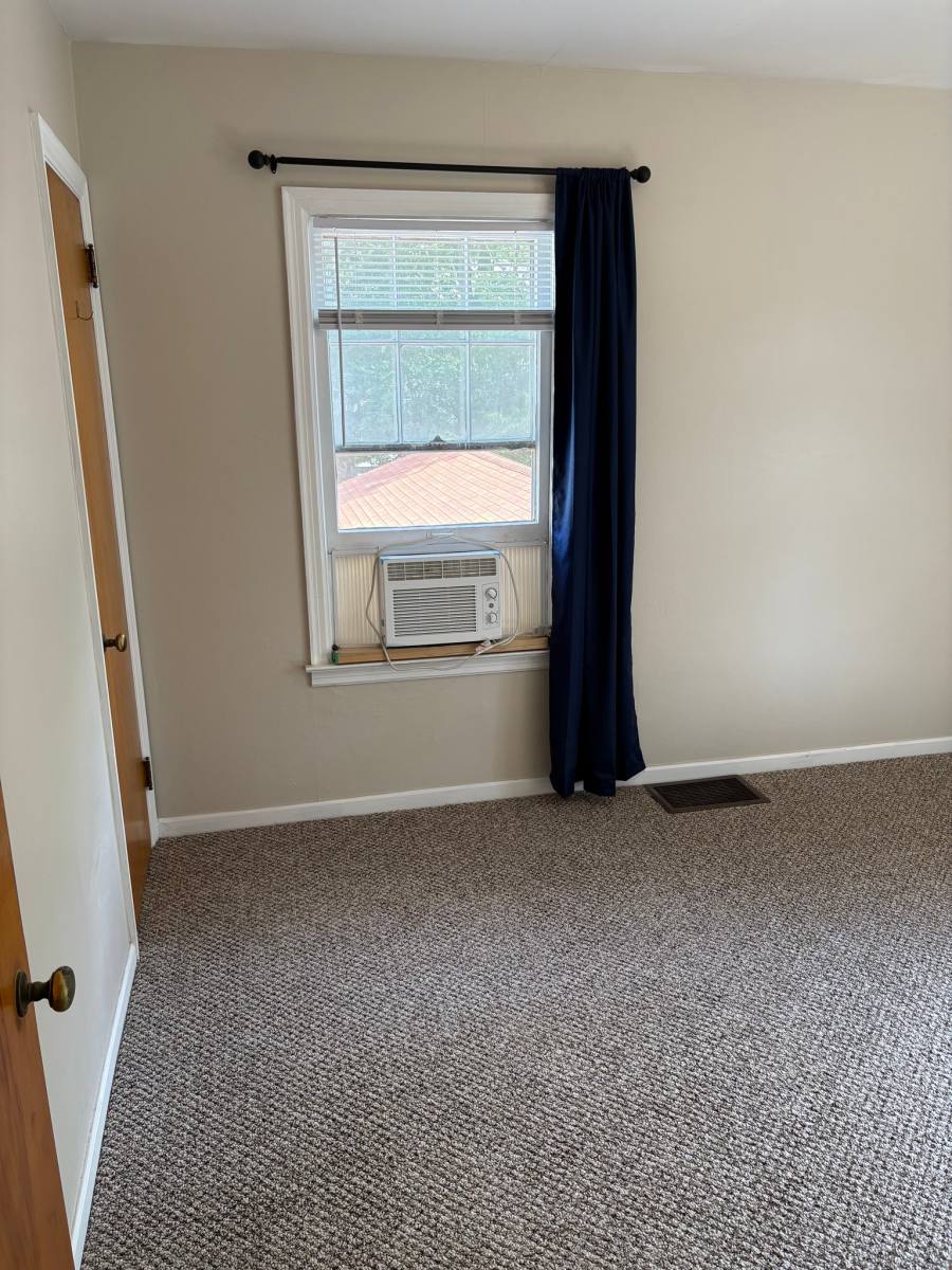 Apartment for rent at 425 Lyon St NE #4, Grand Rapids, MI 49503