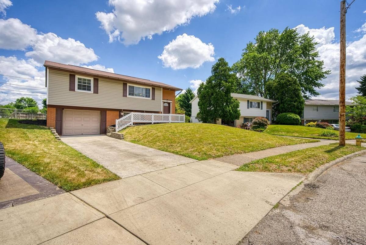 House for rent at 104 Annette Ave, Newark, OH 43055