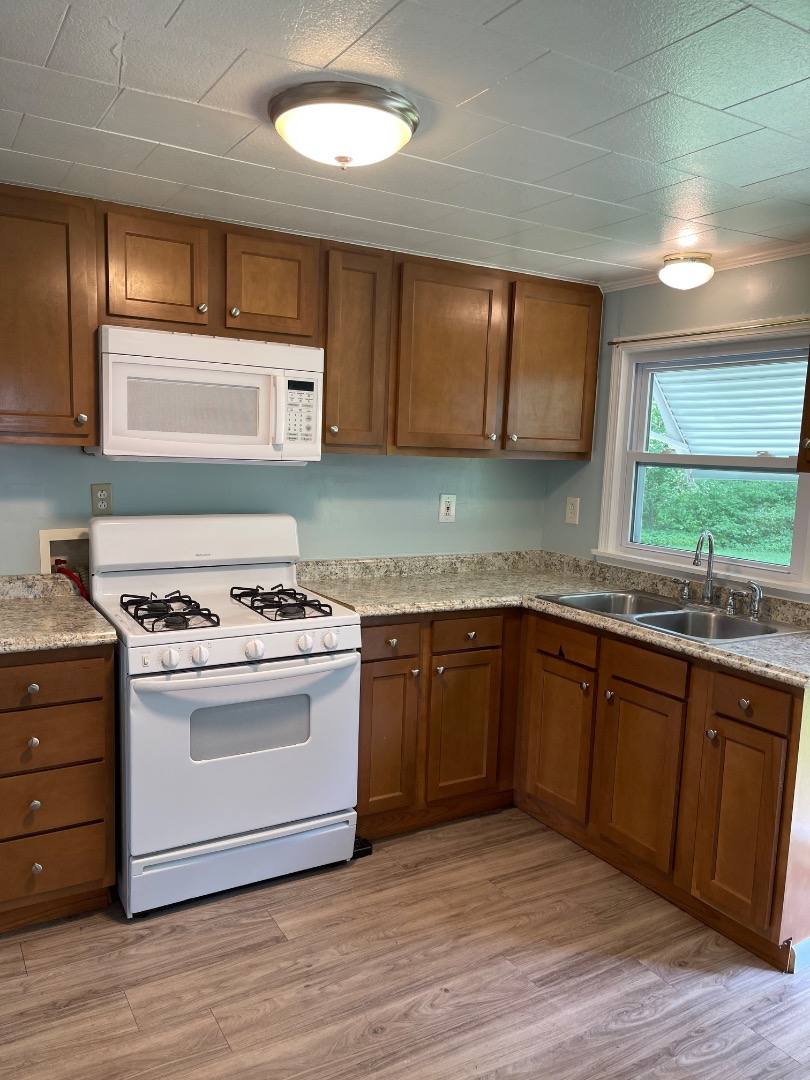 House for rent at 845 High St, Conneaut Lake, PA 16316