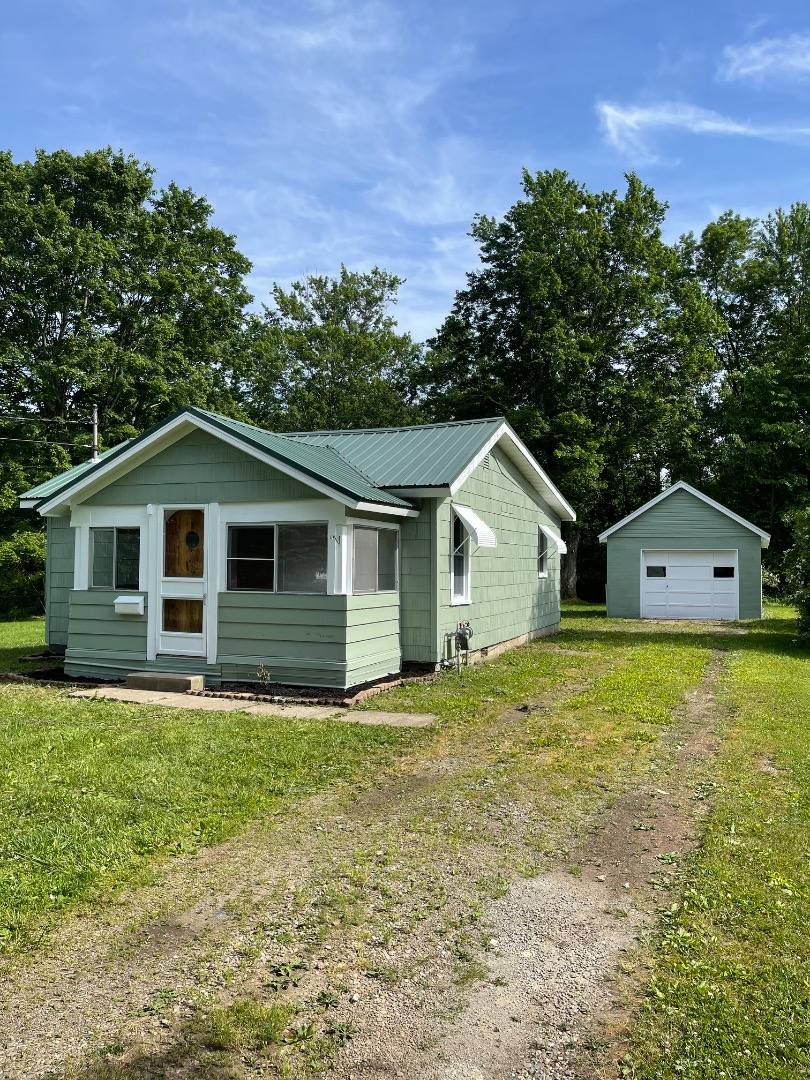House for rent at 845 High St, Conneaut Lake, PA 16316