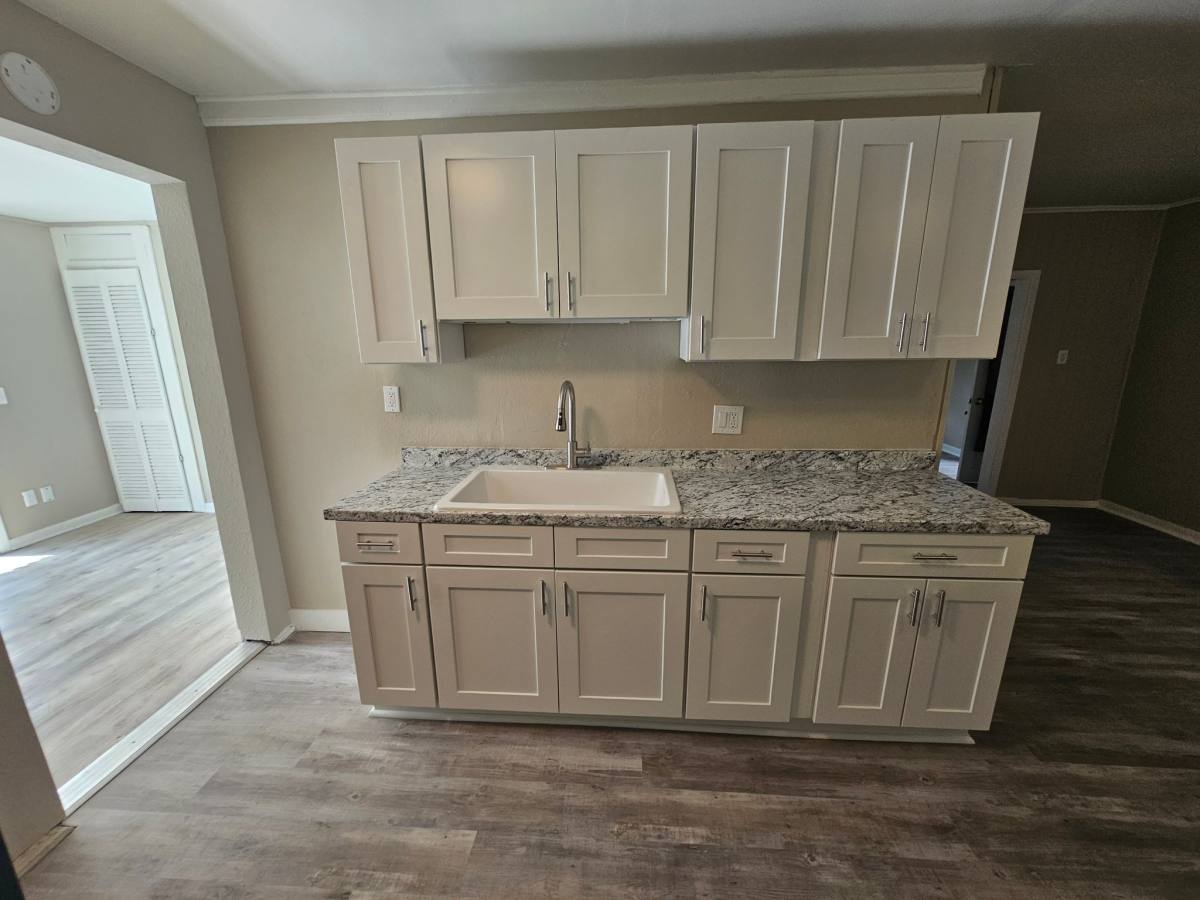 House for rent at 312 S Pine St #REAR, Sebring, FL 33870