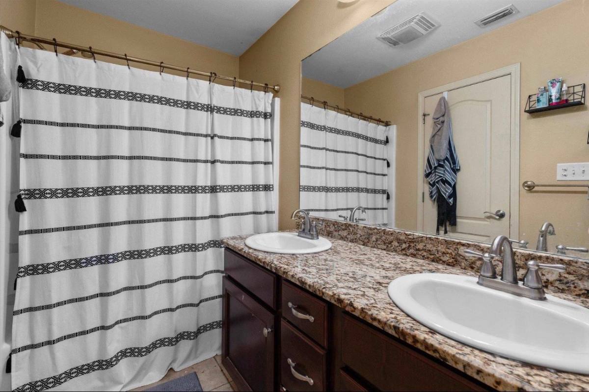 House for rent at 129 School Park Trail, Tatum, TX 75691