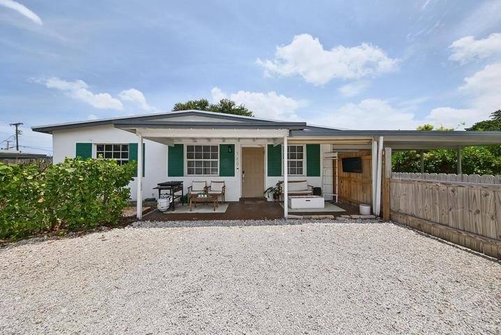 House for rent at 140 SE 9th Ave, Boynton Beach, FL 33435