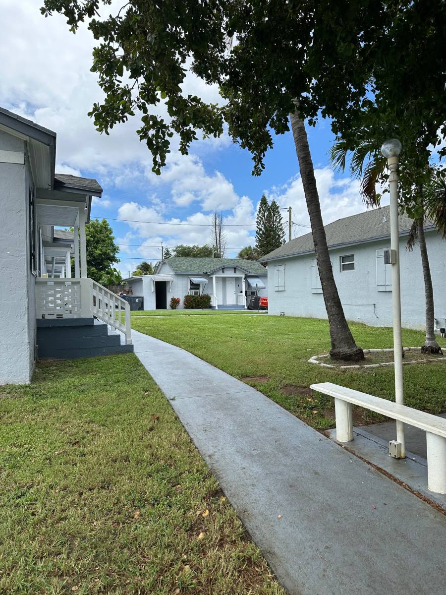 Apartment for rent at 17 Detroit St #1, Lake Worth, FL 33461
