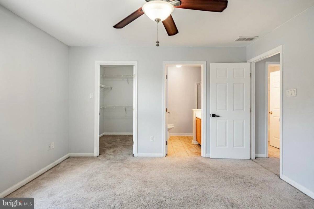 Townhouse for rent at 71 Alexis Dr, Newark, DE 19702