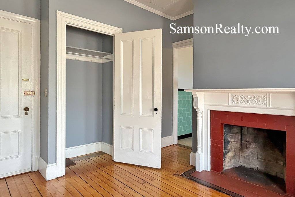 Apartment for rent at 5 Hillside Ave #2, Providence, RI 02906