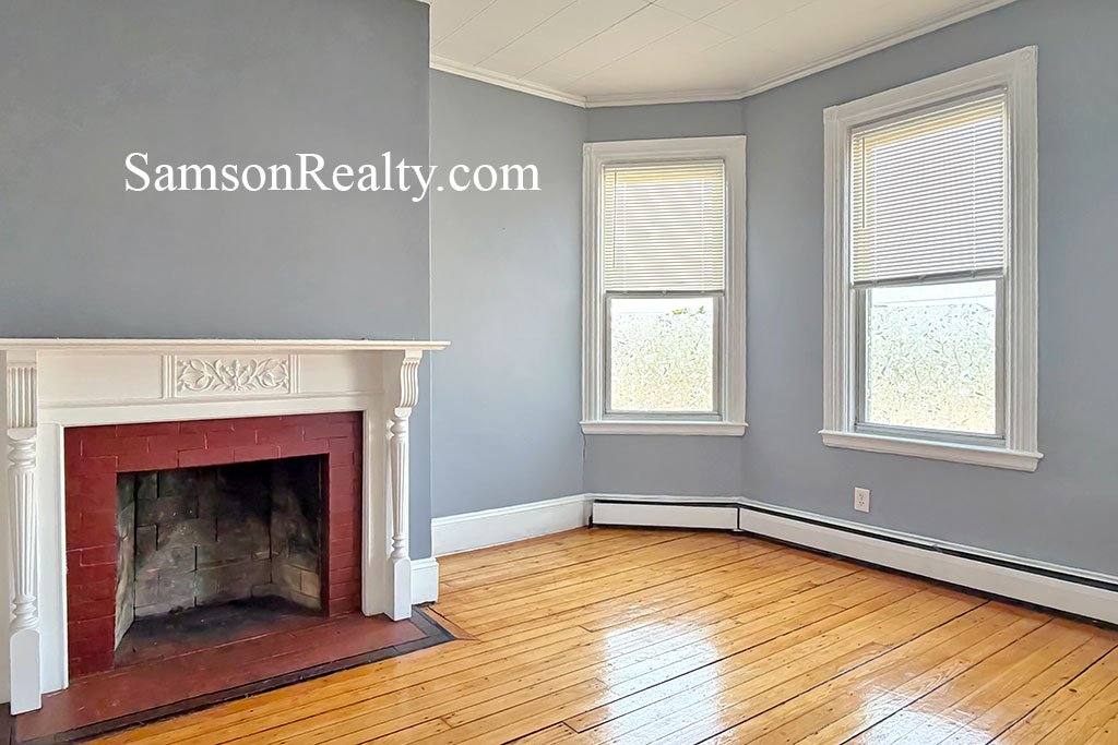Apartment for rent at 5 Hillside Ave #2, Providence, RI 02906