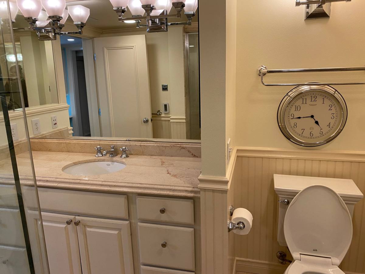 Apartment for rent at 4508 SW Atlantic St, Seattle, WA 98116