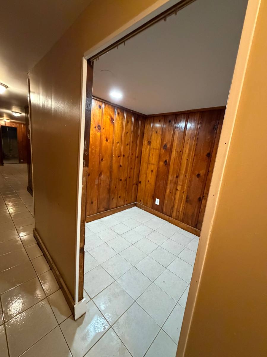 Townhouse for rent at 1206 Bloomingdale Rd, Baltimore, MD 21216