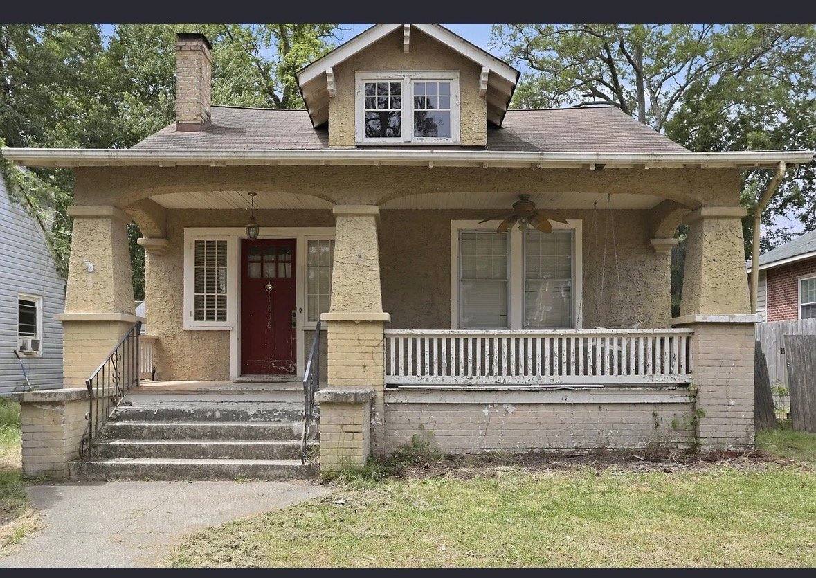 House for rent at 1838 Brandon Ave, Petersburg, VA 23805