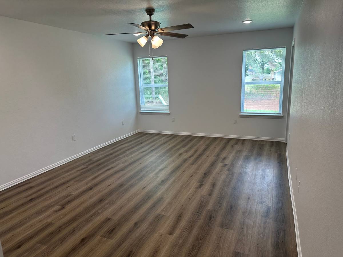 House for rent at 605 E Wolf St, Madill, OK 73446