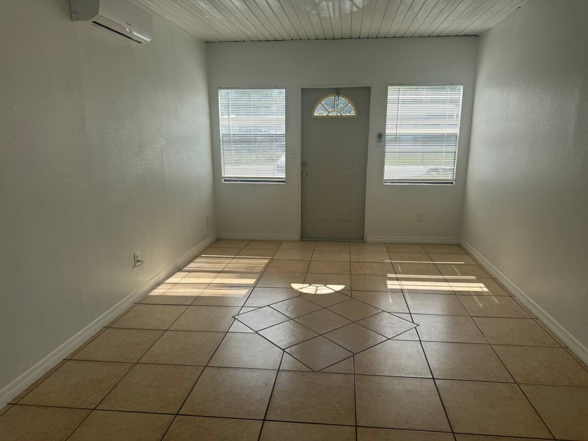 House for rent at 1229 Rawls Dr, Lakeland, FL 33801