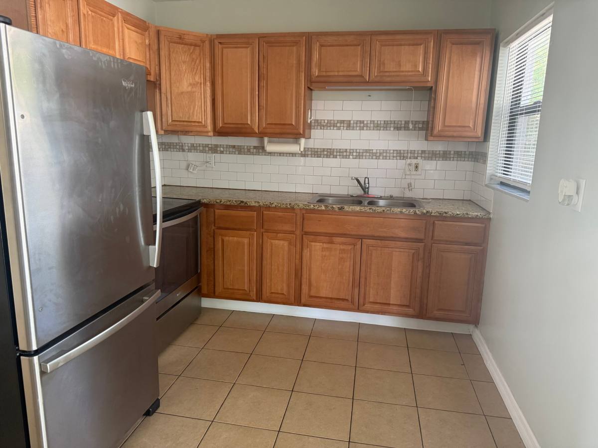 House for rent at 1229 Rawls Dr, Lakeland, FL 33801