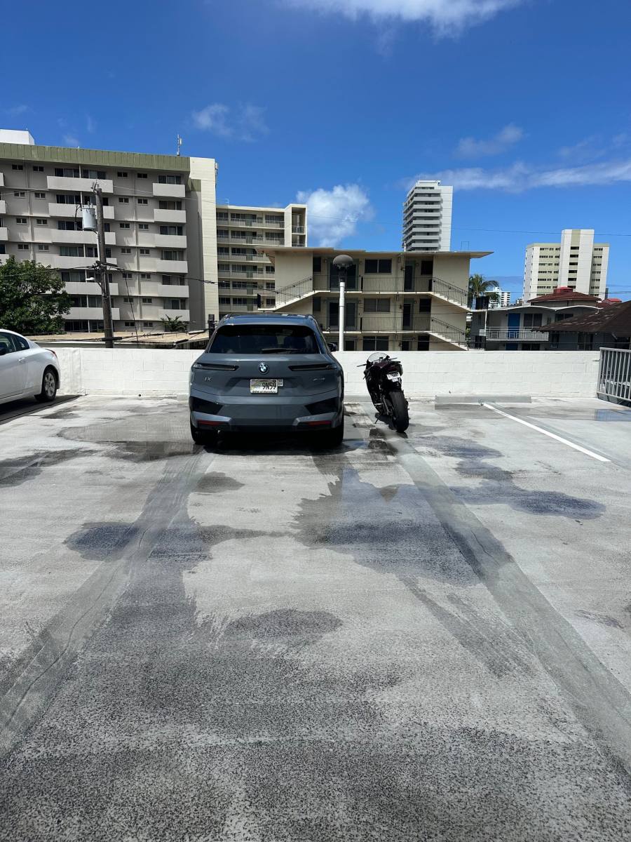 Apartment for rent at 1333 Heulu St #503, Honolulu, HI 96822