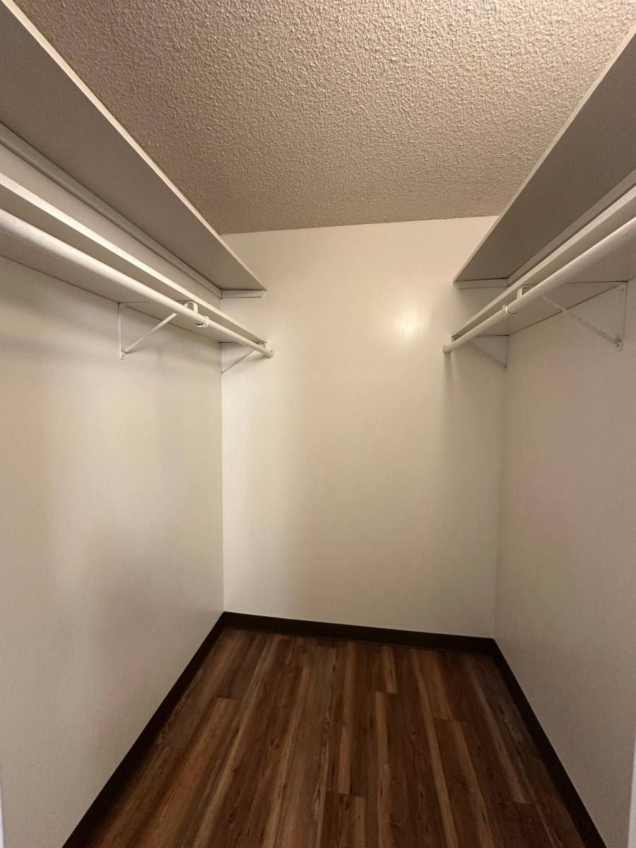 Apartment for rent at 1333 Heulu St #503, Honolulu, HI 96822