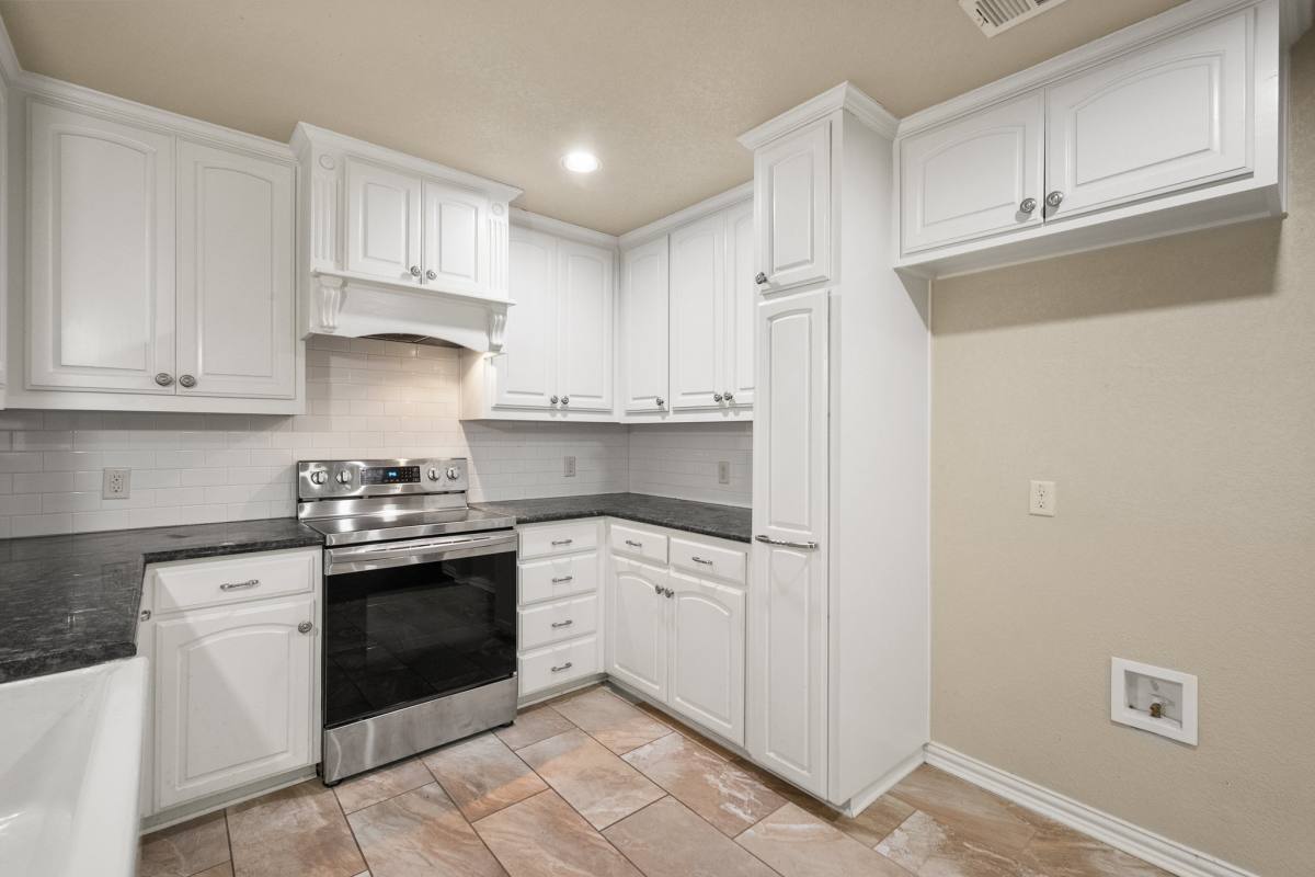 House for rent at 3120 Lafayette St, Corsicana, TX 75110