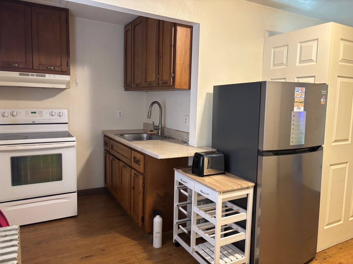 Apartment for rent at 215 5th Ave #2, Carnegie, PA 15106