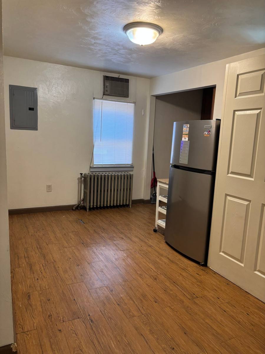 Apartment for rent at 215 5th Ave #2, Carnegie, PA 15106