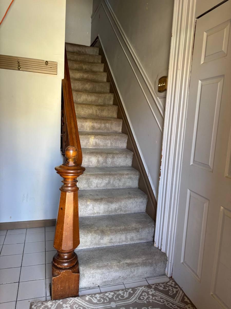 Apartment for rent at 215 5th Ave #2, Carnegie, PA 15106
