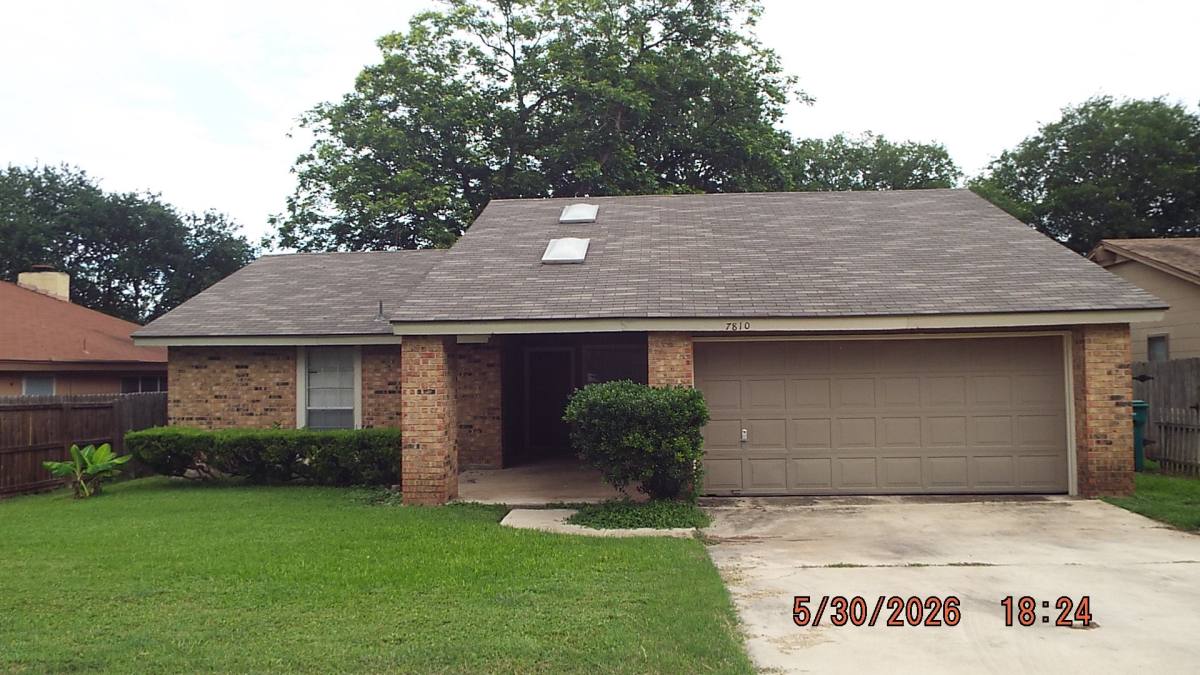 House for rent at 7810 Lazy Forest, San Antonio, TX 78233