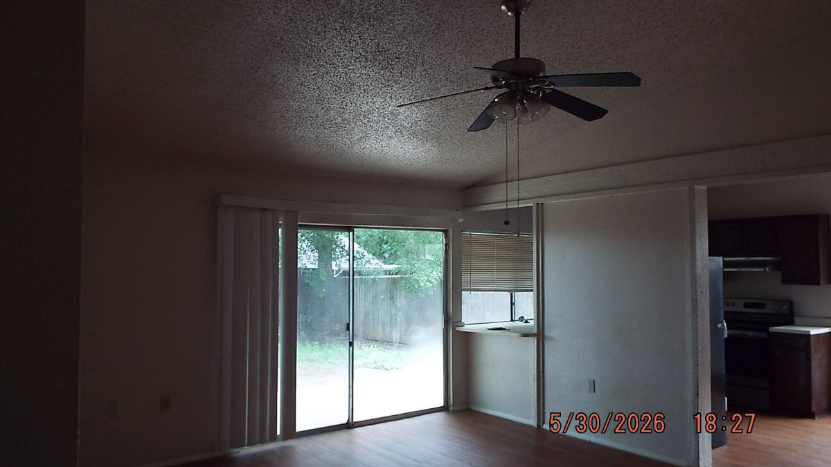 House for rent at 7810 Lazy Forest, San Antonio, TX 78233