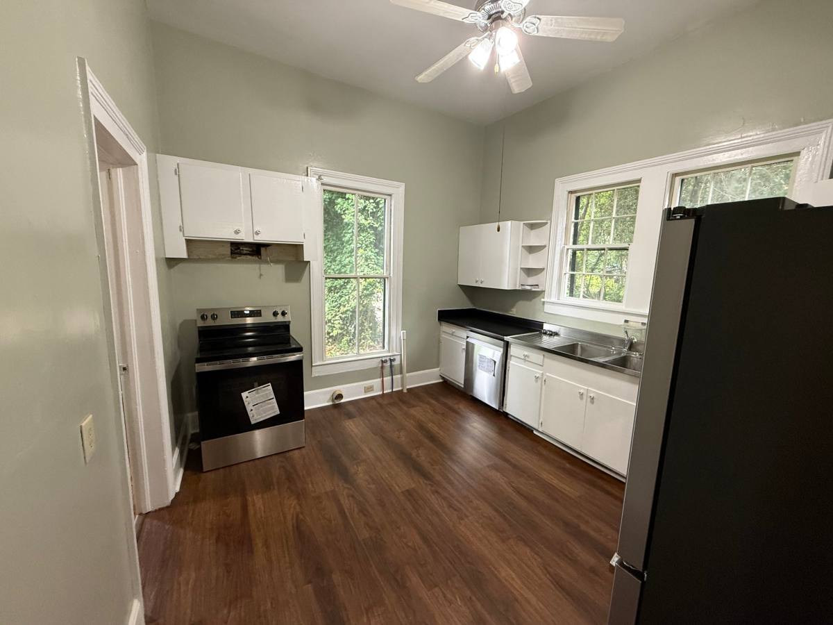 House for rent at 8177 Eisenhower Parkway, Lizella, GA 31052