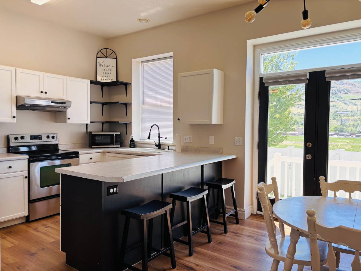 Townhouse for rent at 302 E Yellow Feather Dr, Brigham City, UT 84302