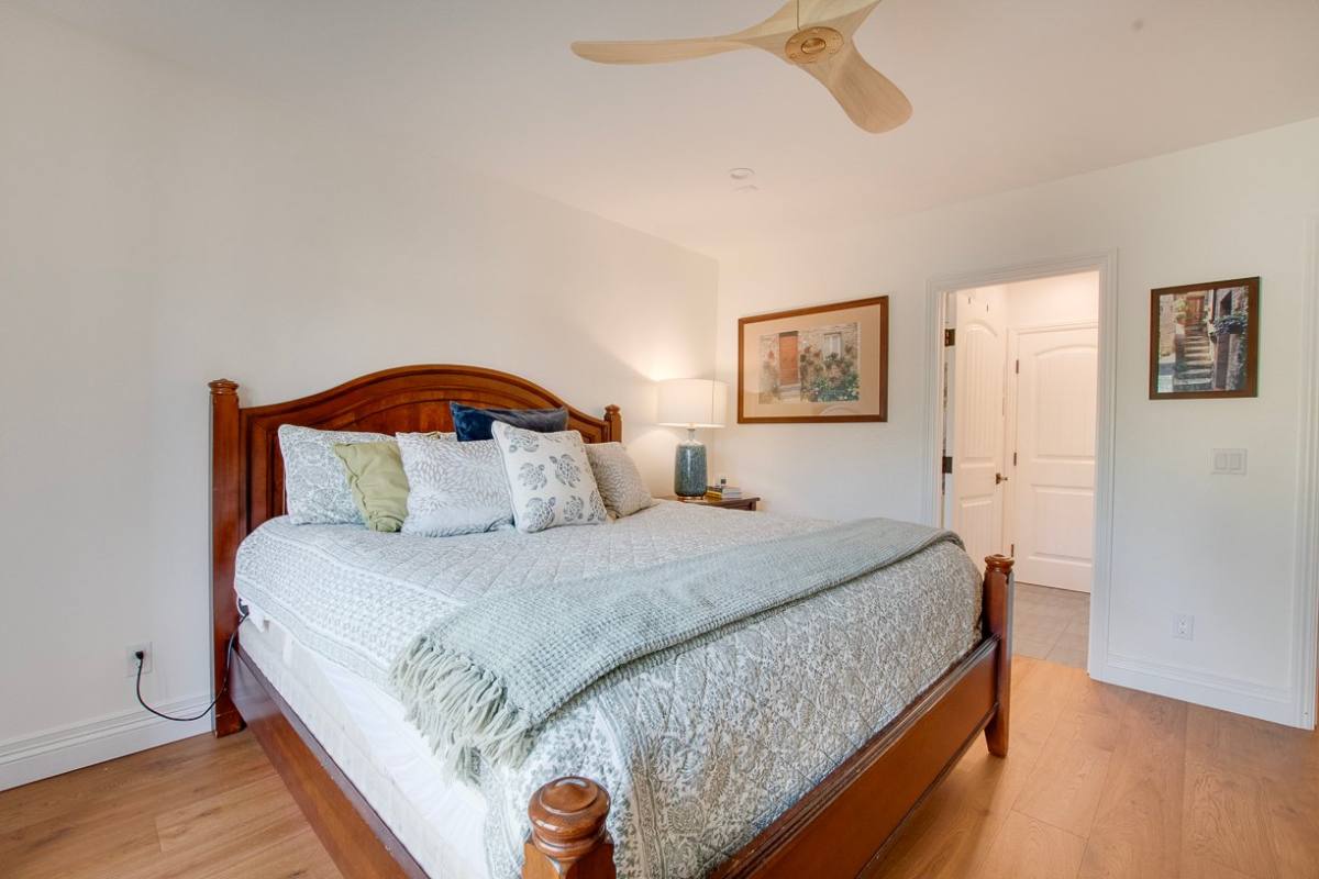 House for rent at 7768 Prospect Place, La Jolla, CA 92037