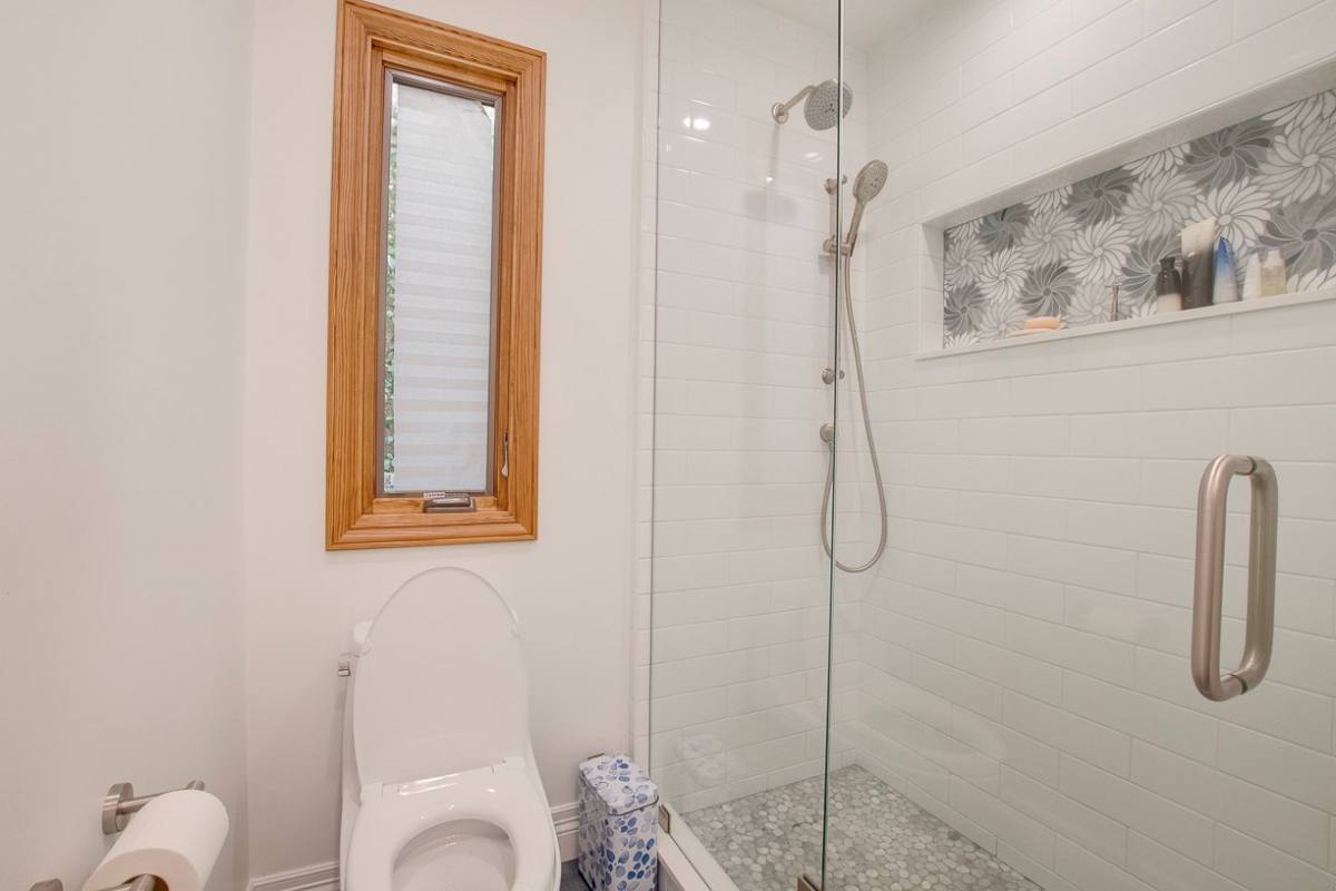 House for rent at 7768 Prospect Place, La Jolla, CA 92037